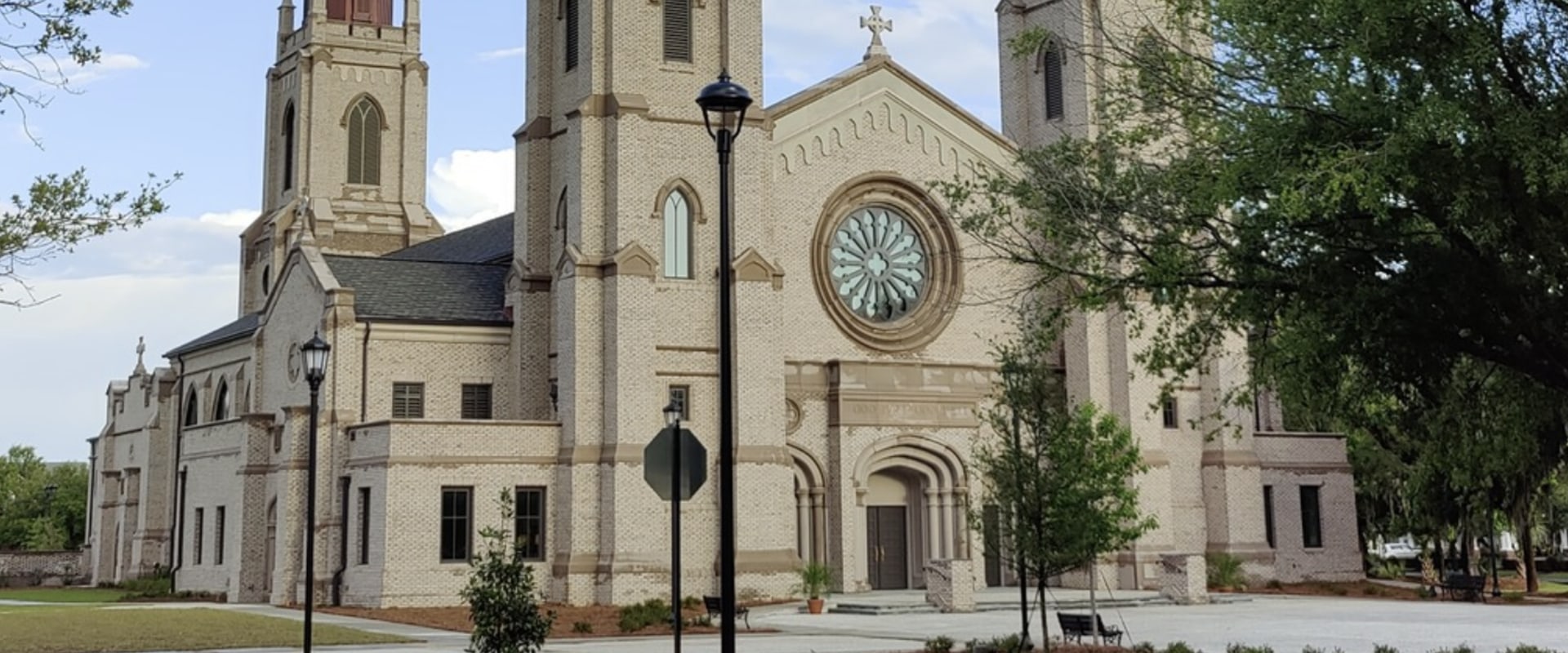 Exploring the Music and Worship Styles of Churches in Upstate South Carolina